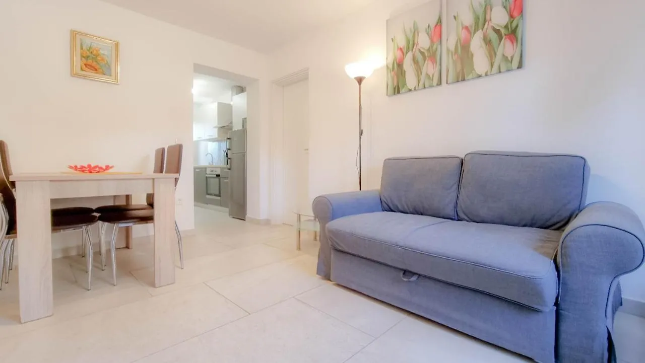 Apartment Fiore Three Novigrad  Croatia